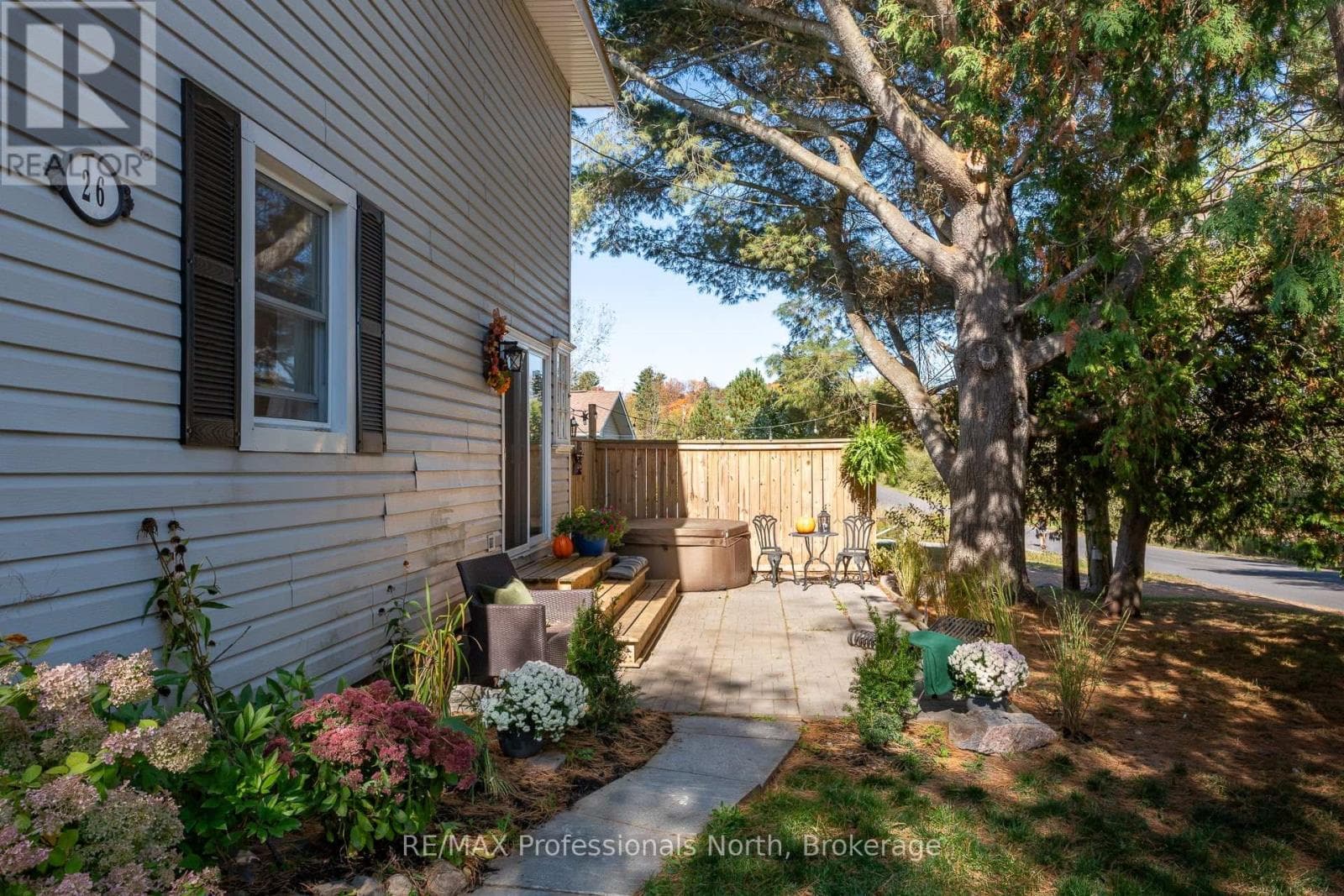 26 KITCHEN ROAD S photo 5