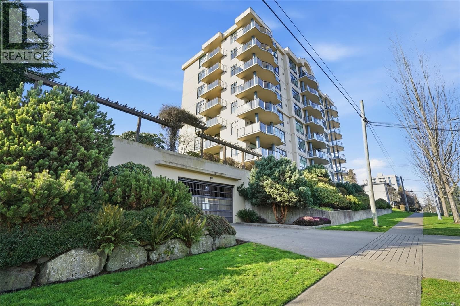 2 bed 2 bath single family at 201 225 Rosehill St — $829,900
