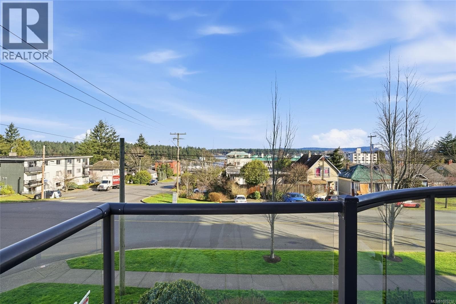 201 225 Rosehill St photo 4