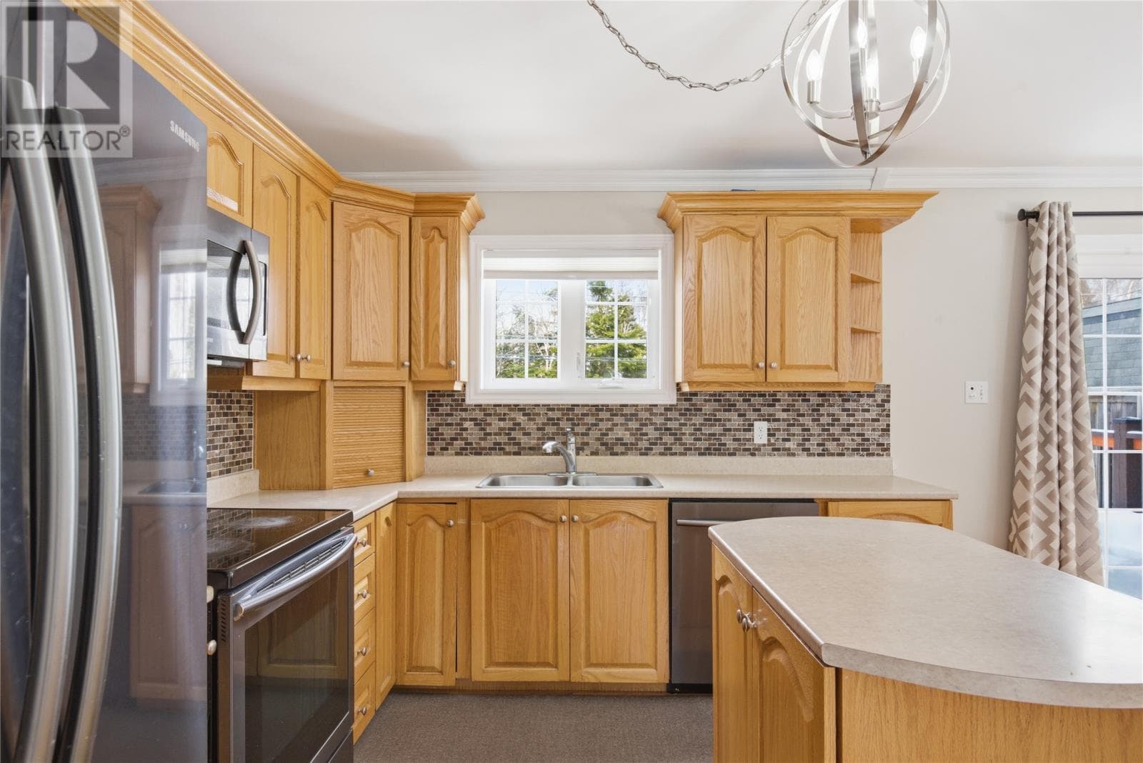 58 Morgan Drive photo 4