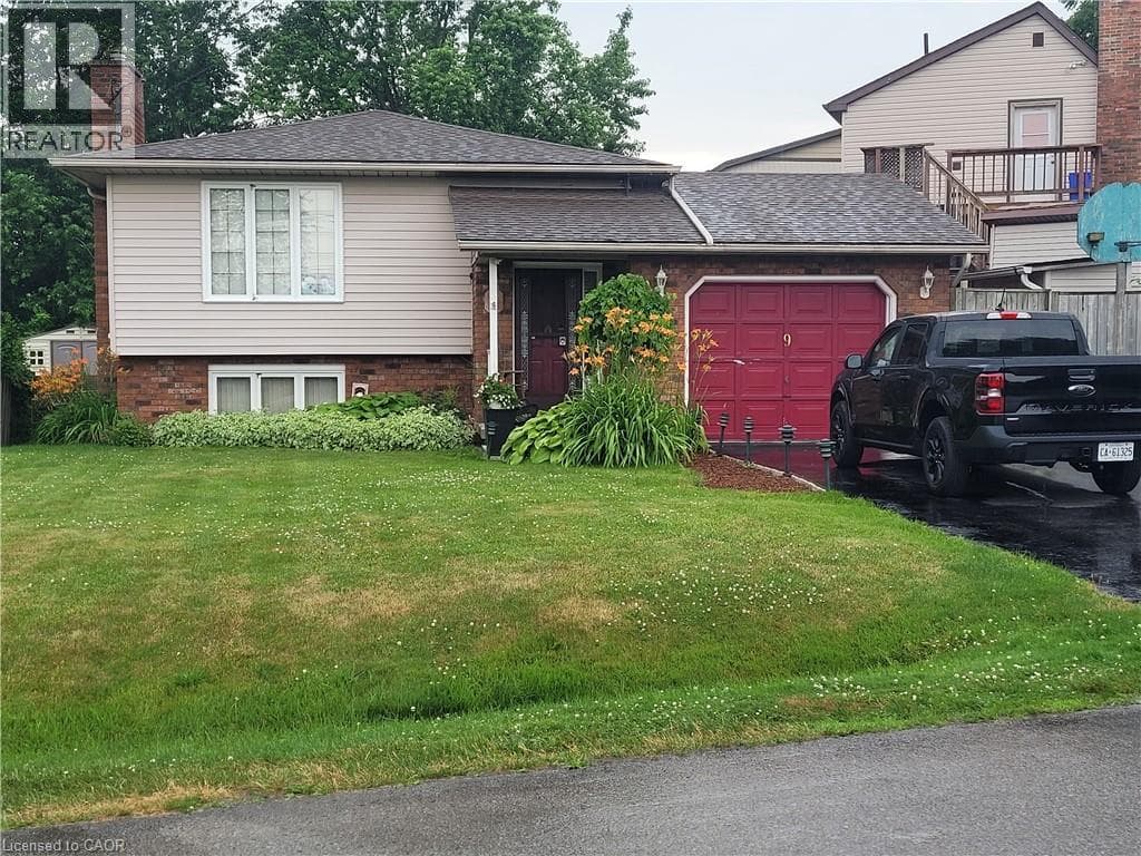 4 bed 2 bath single family at 9 VALLEY Road — $620,000