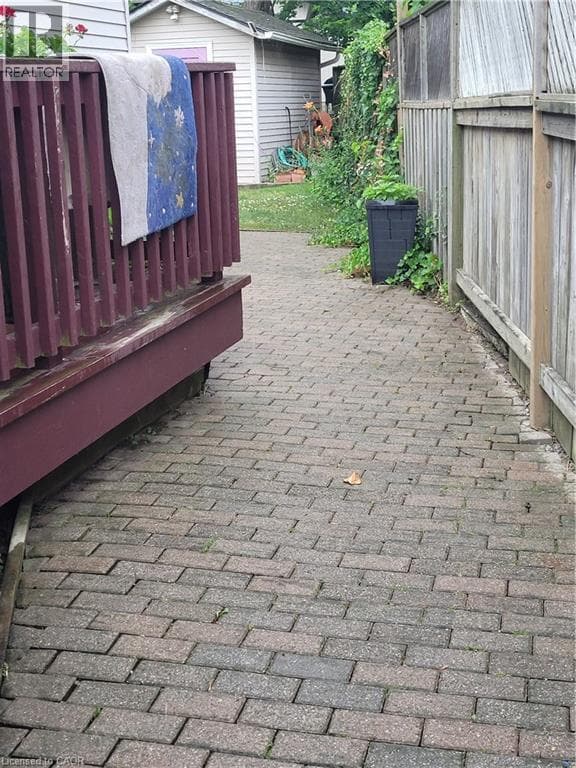 9 VALLEY Road photo 5