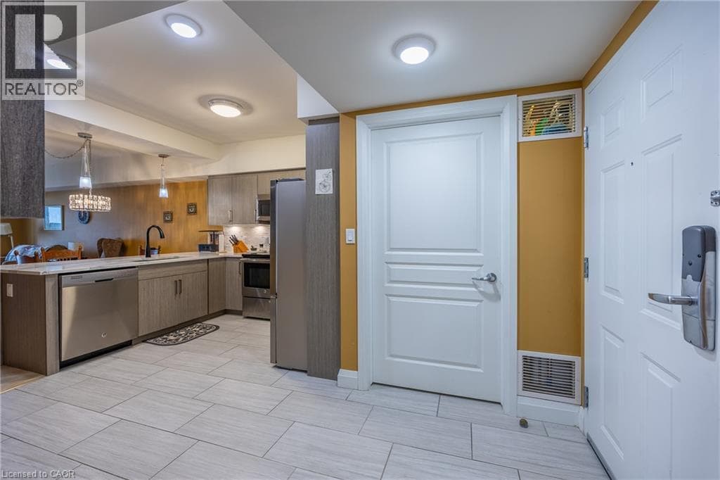 12 ERIE Boulevard Unit# 203 photo 5
