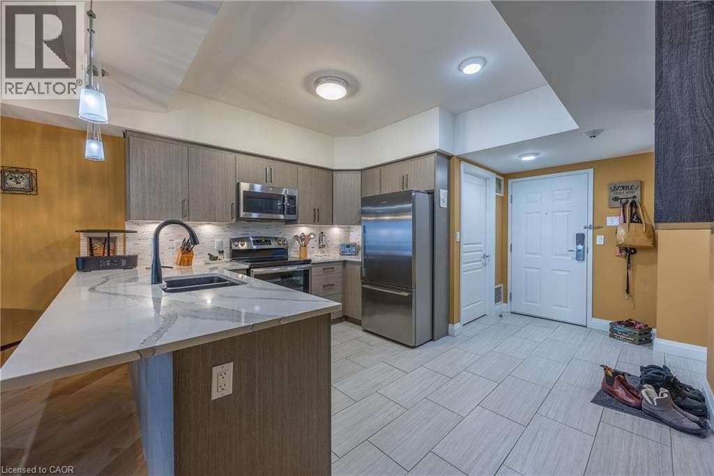 12 ERIE Boulevard Unit# 203 photo 3