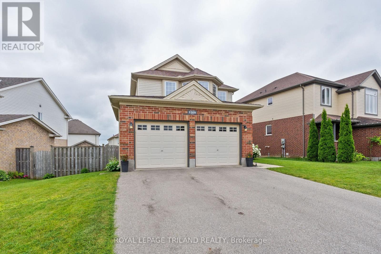 3268 EMILYCARR LANE photo 3