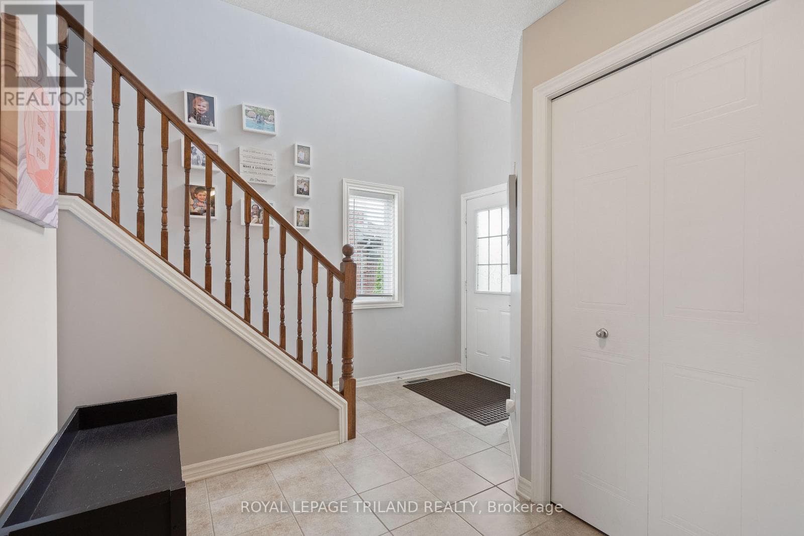 3268 EMILYCARR LANE photo 4