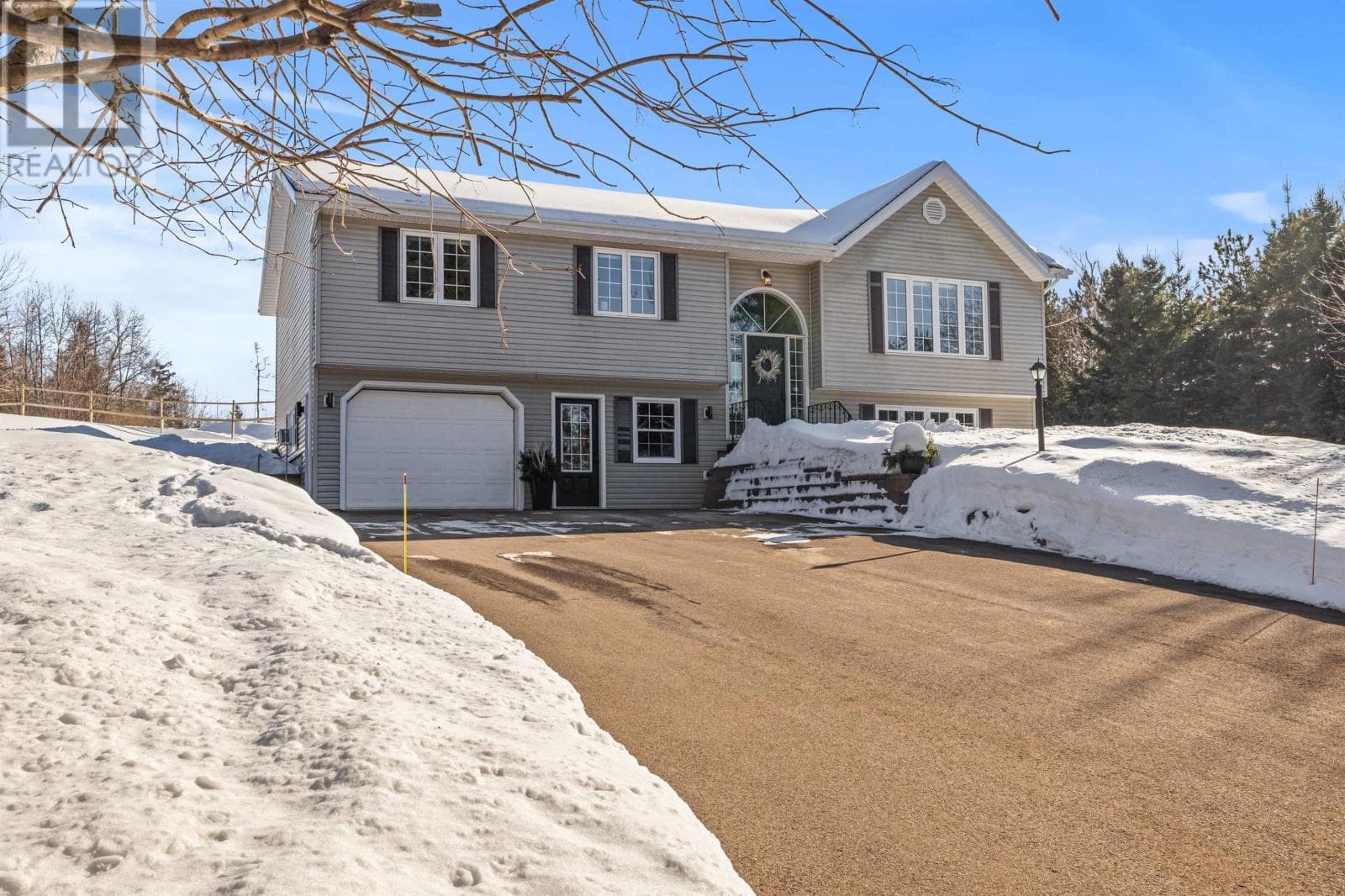 3 bed 3 bath single family at 1422 Gladstone Road — $499,500