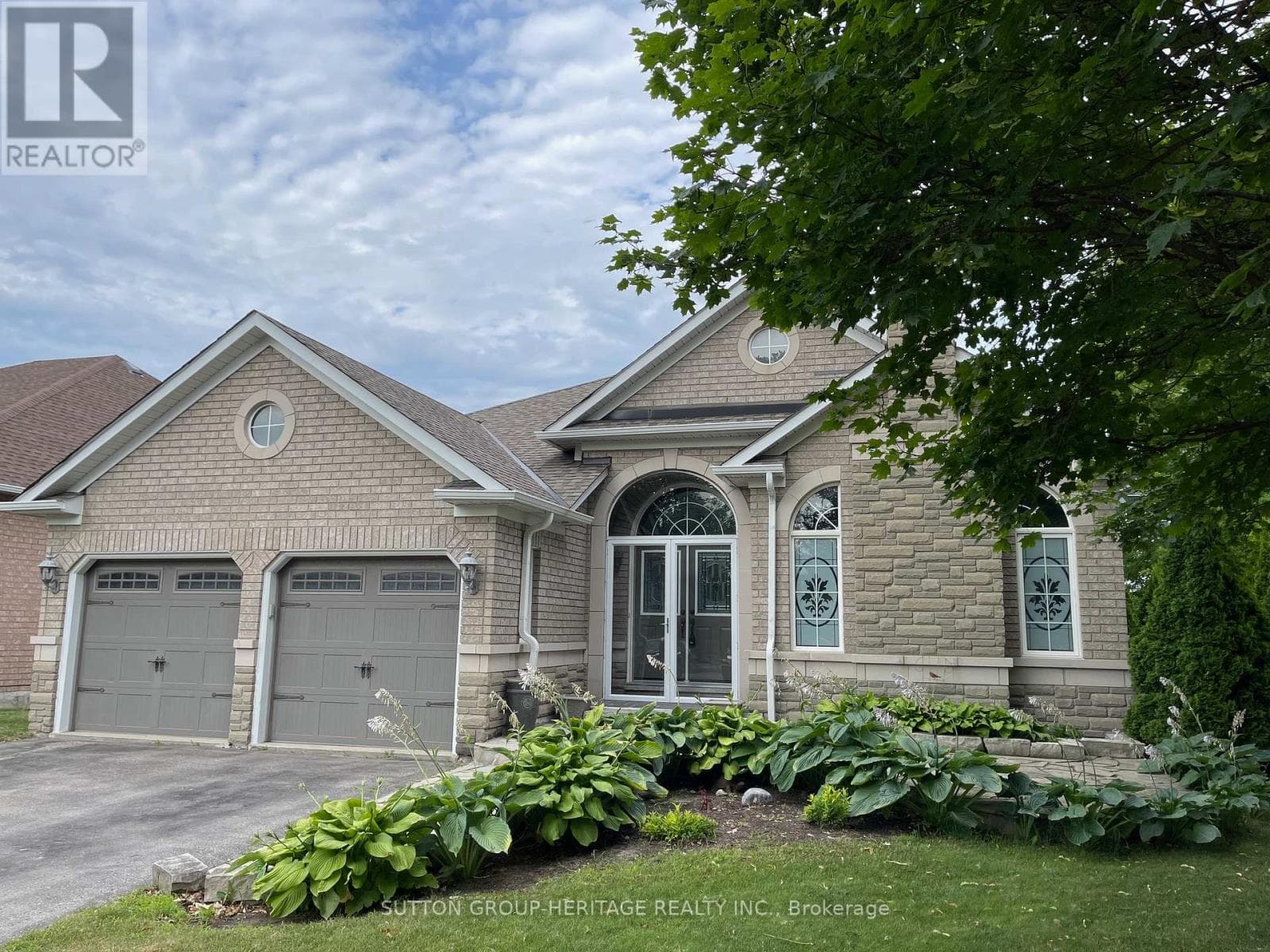 57 KIMBERLY DRIVE photo 2