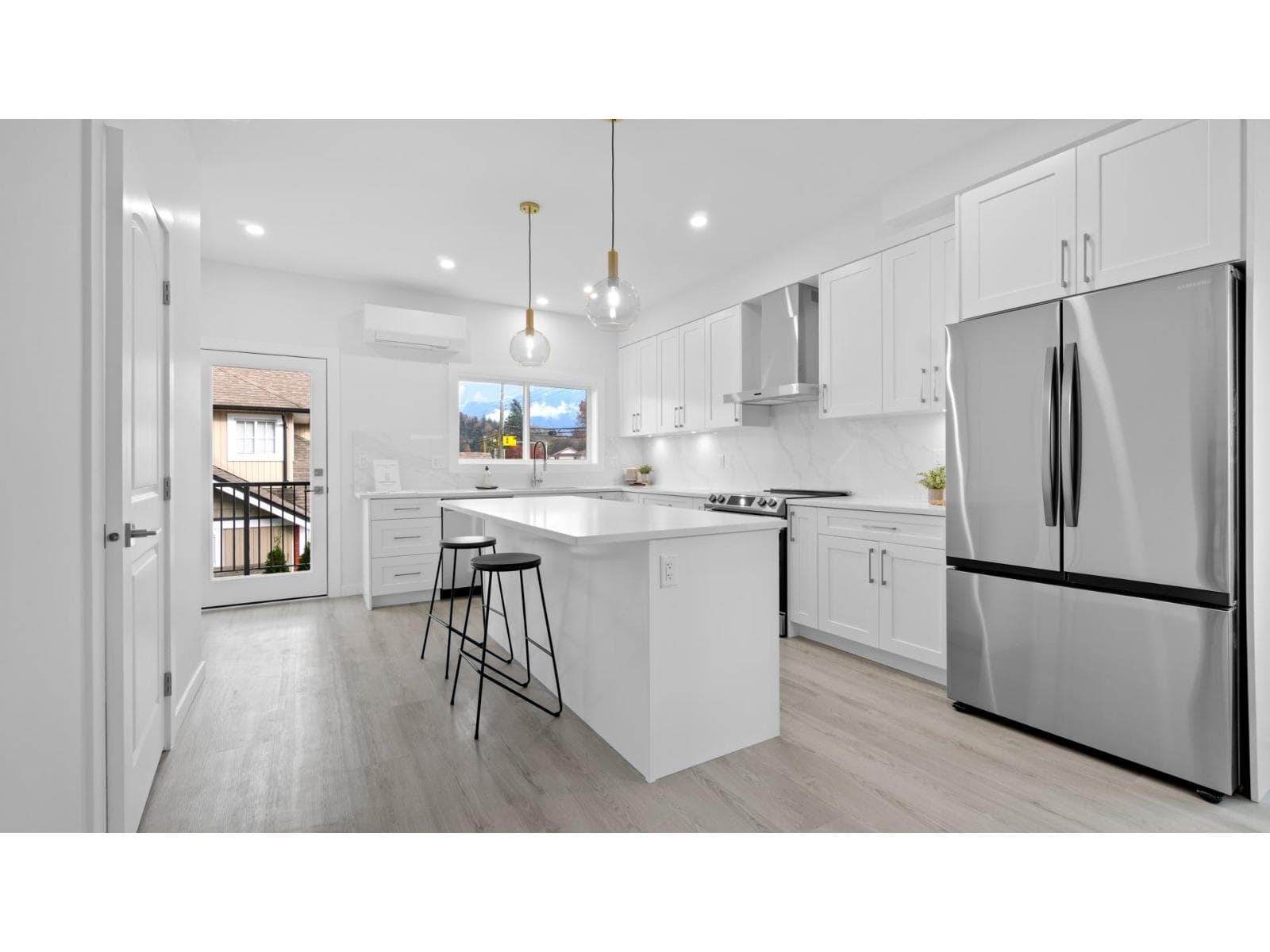 3 bed 3 bath single family at 3 1655 AGASSIZ ROSEDALE NO 9 HIGHWAY, Agassiz — $625,000