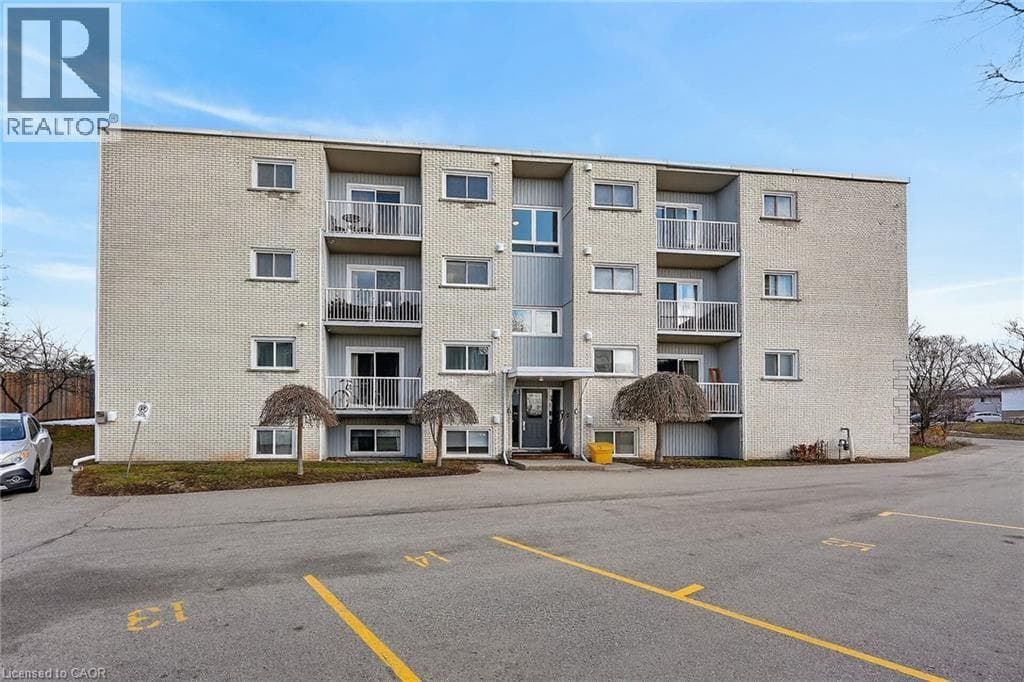 37 CONROY Crescent Unit# 1 photo 2