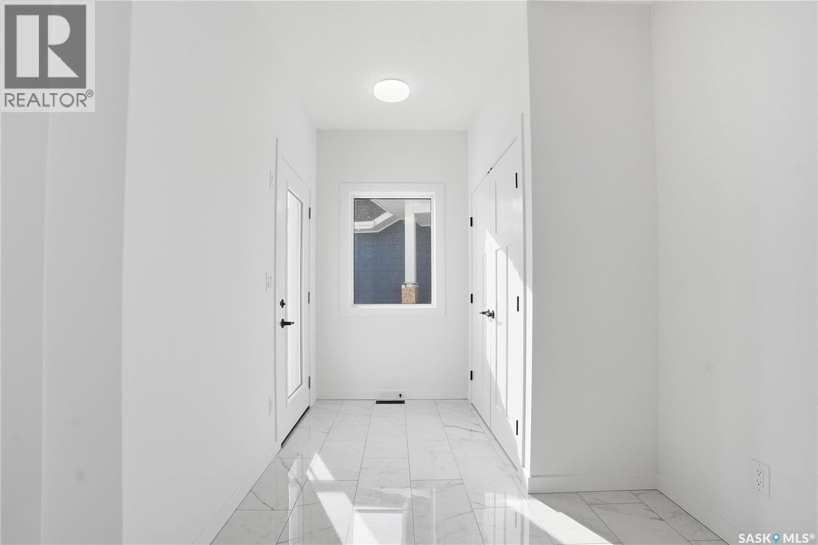 139 Sharma LANE — photo 3