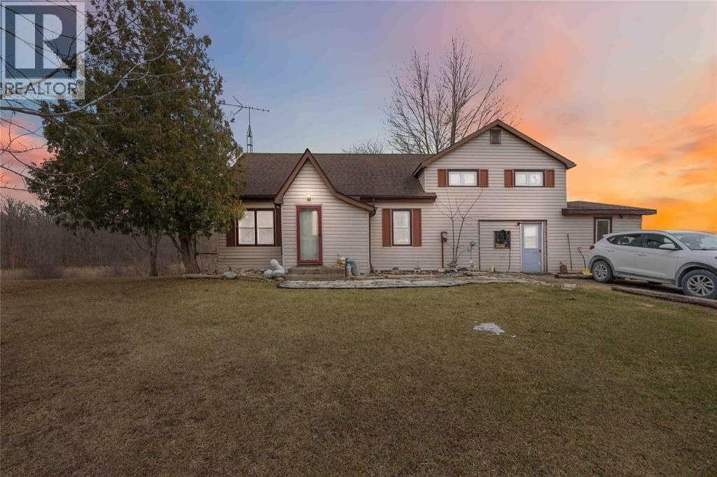 4 bed 2 bath single family at 823 HOLT LINE — $524,900