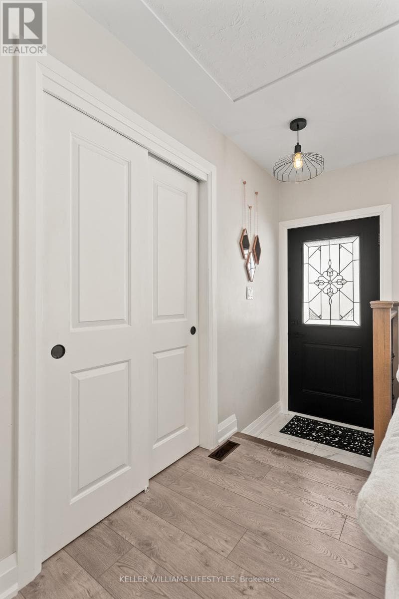 23 STORMONT DRIVE photo 3
