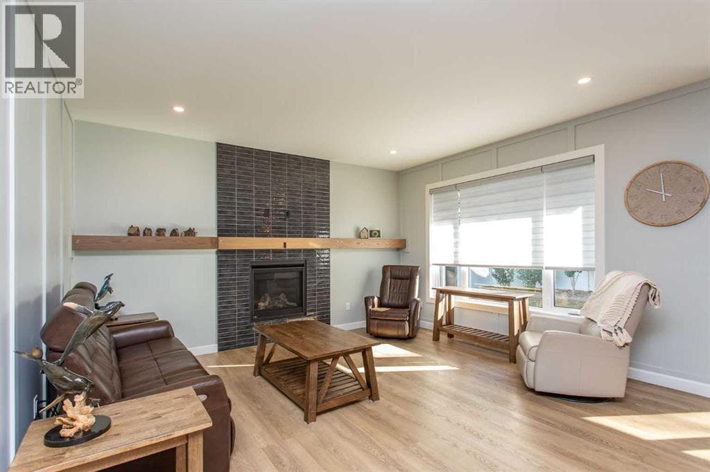 18 Cameron Court — photo 3
