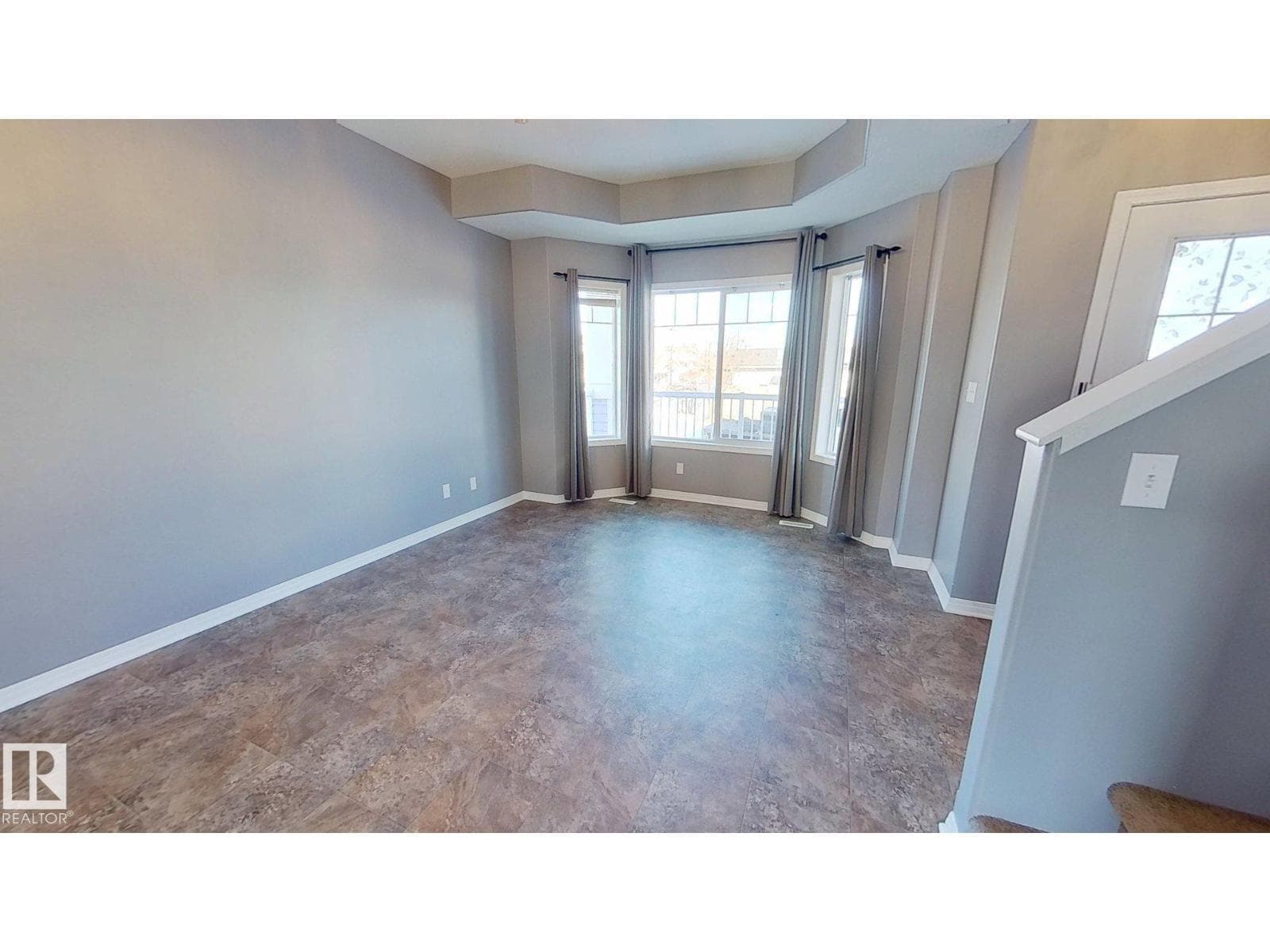 222 SCHUBERT ST — photo 3