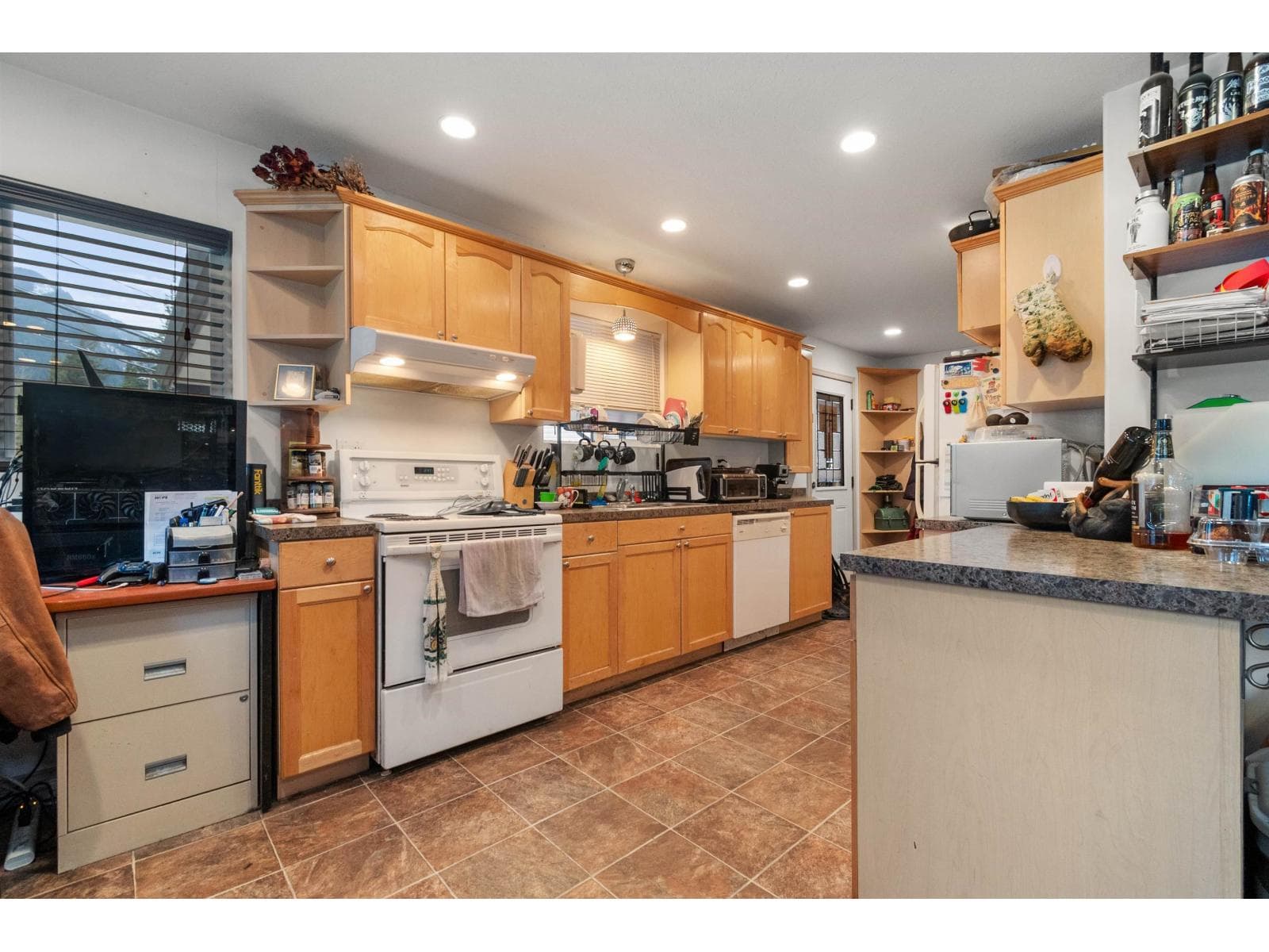 439 5TH AVENUE, Hope photo 5