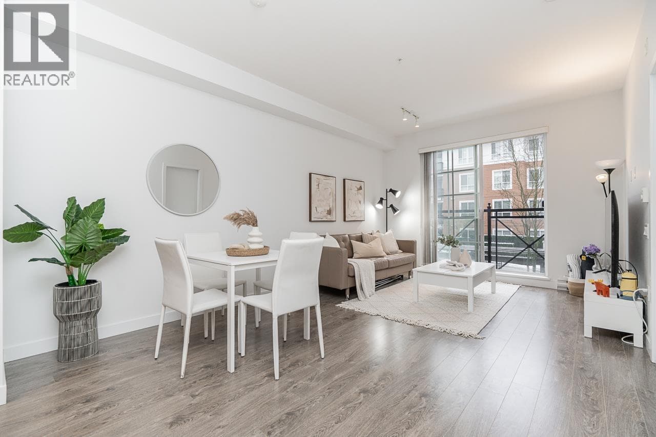 1 bed 1 bath single family at 213 618 COMO LAKE AVENUE — $498,000