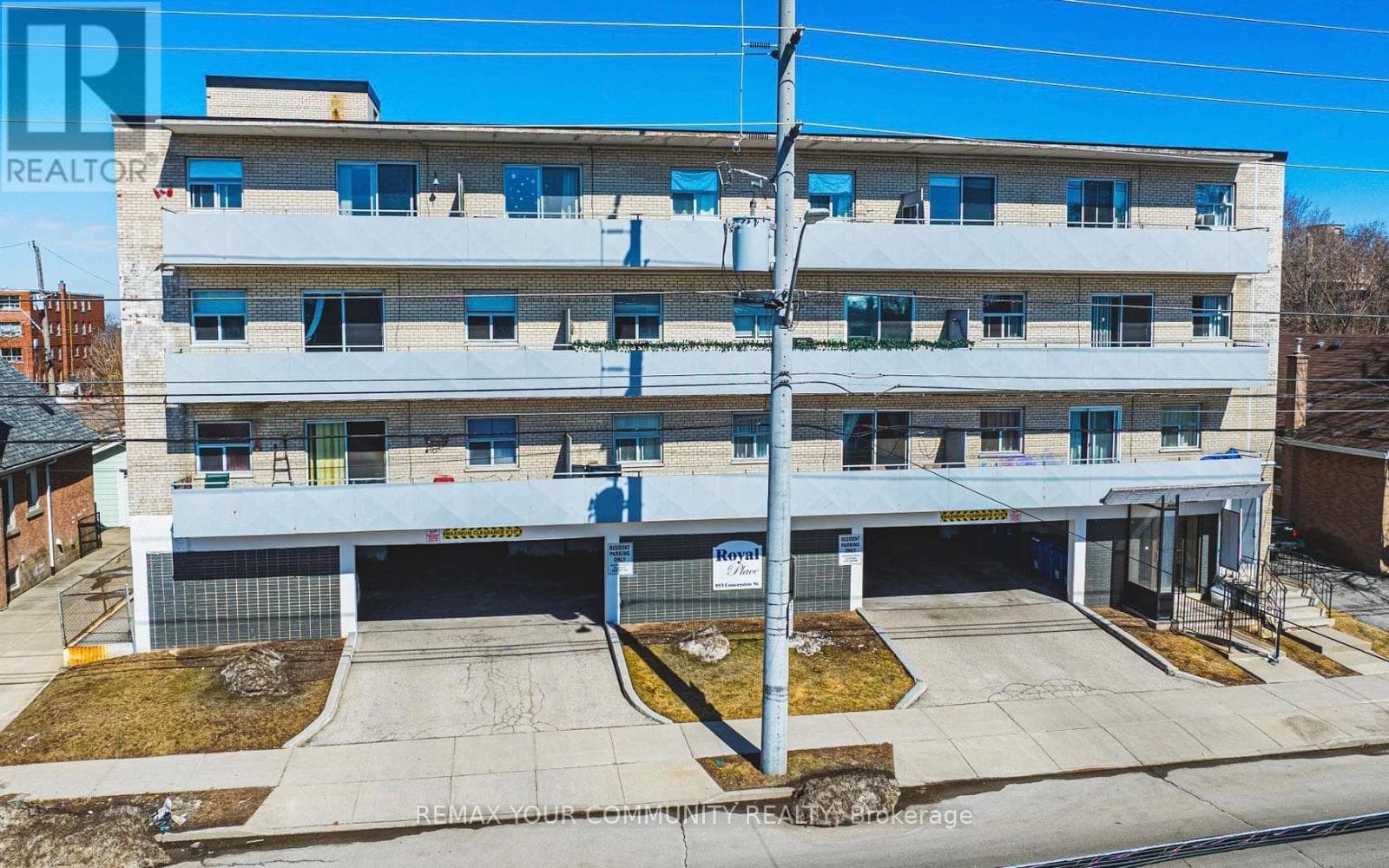 1 bed 1 bath single family at 106 - 893 CONCESSION STREET — $279,999