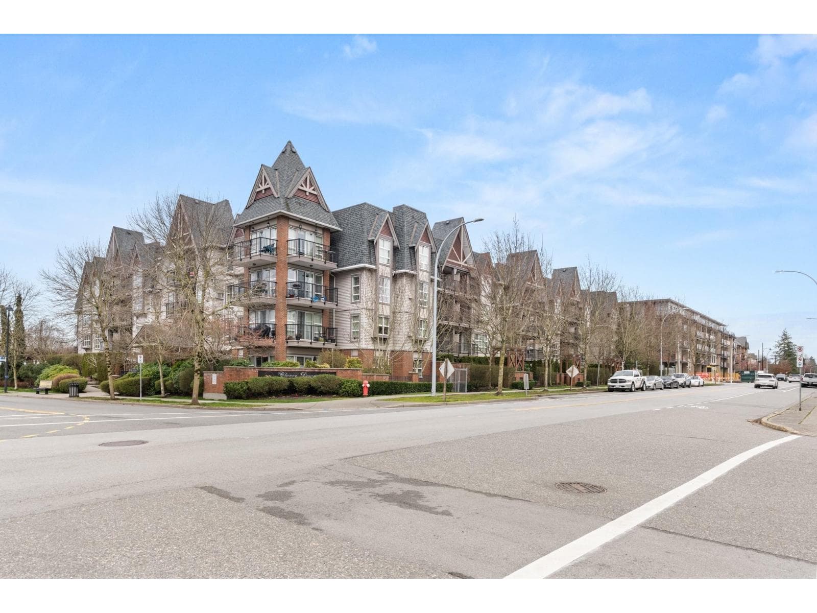 1 bed 1 bath single family at 104 17769 57 AVENUE — $419,900