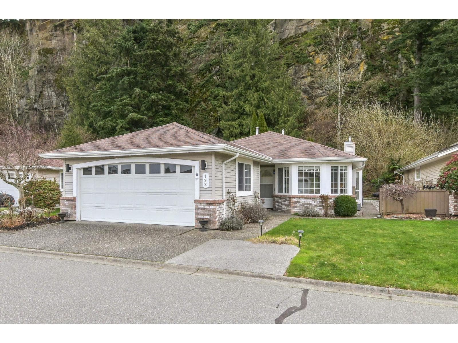 192 6001 PROMONTORY ROAD, Sardis South photo 2