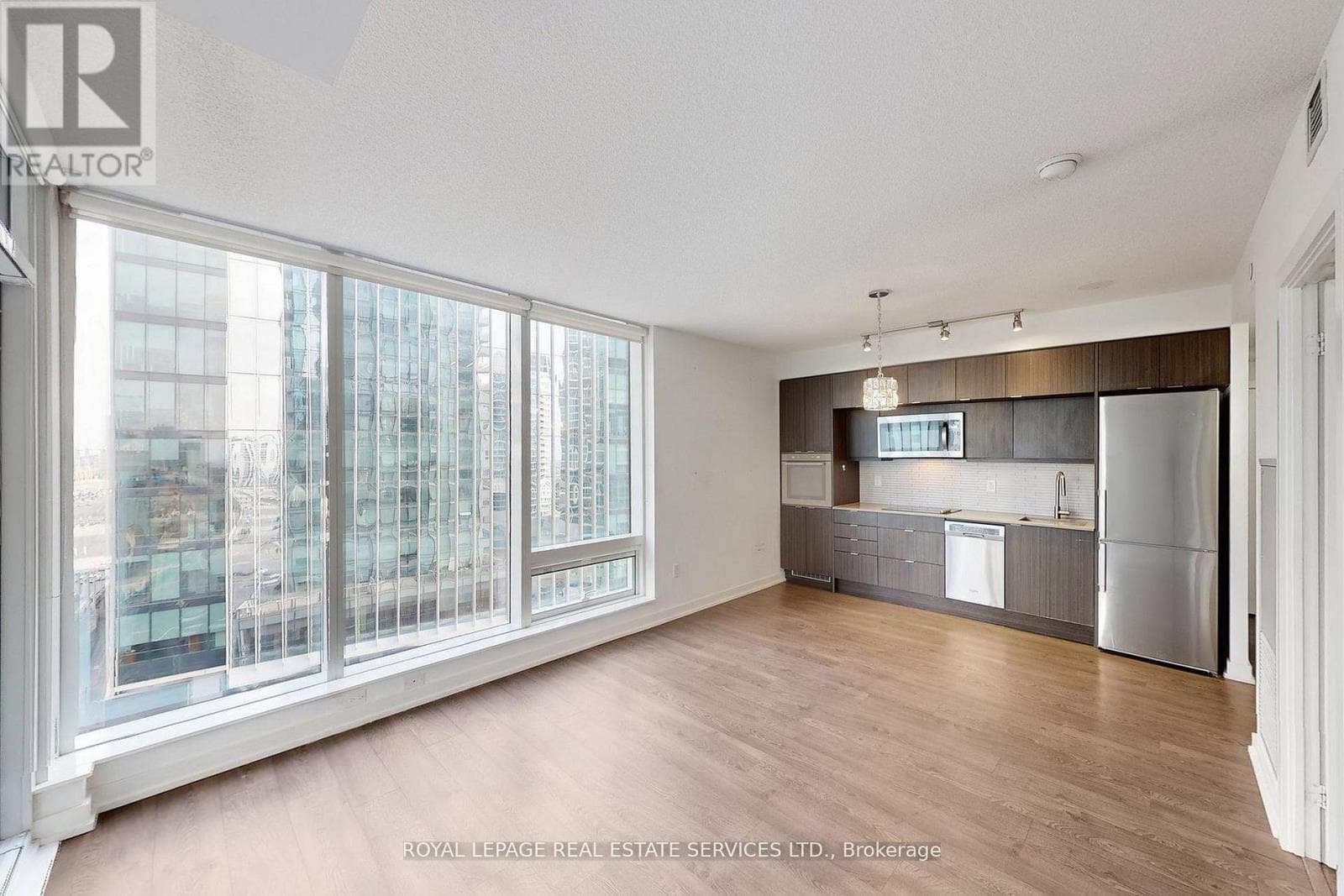 1403 - 10 YORK STREET photo 4