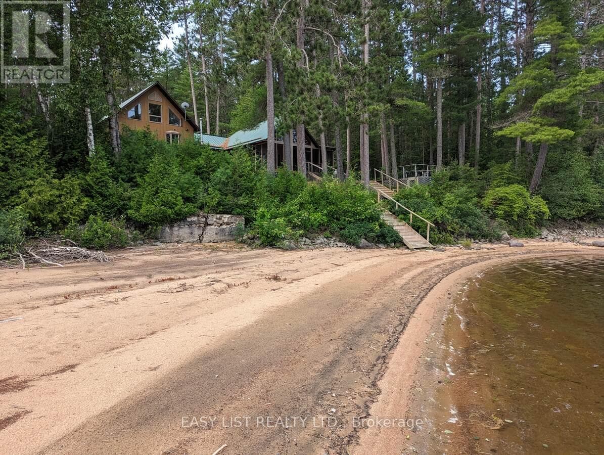3 bed 2 bath single family at 35692 HWY 17 — $999,000
