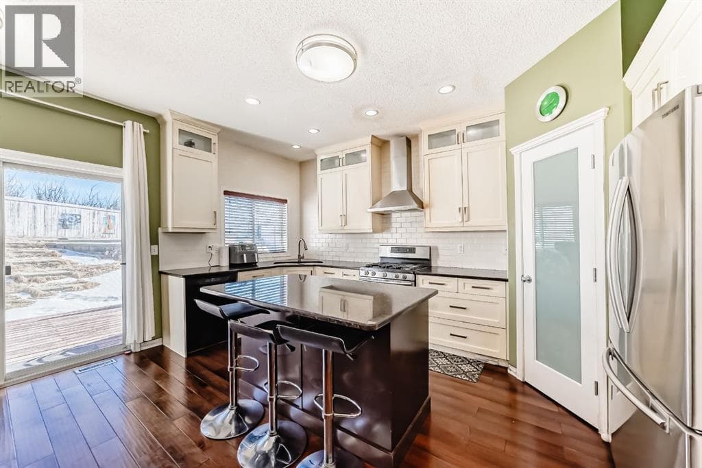 16 Saddlecrest Park NE — photo 4