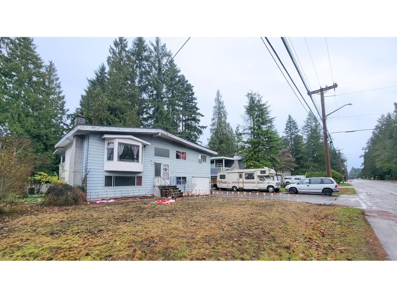 20567 42 AVENUE photo 2