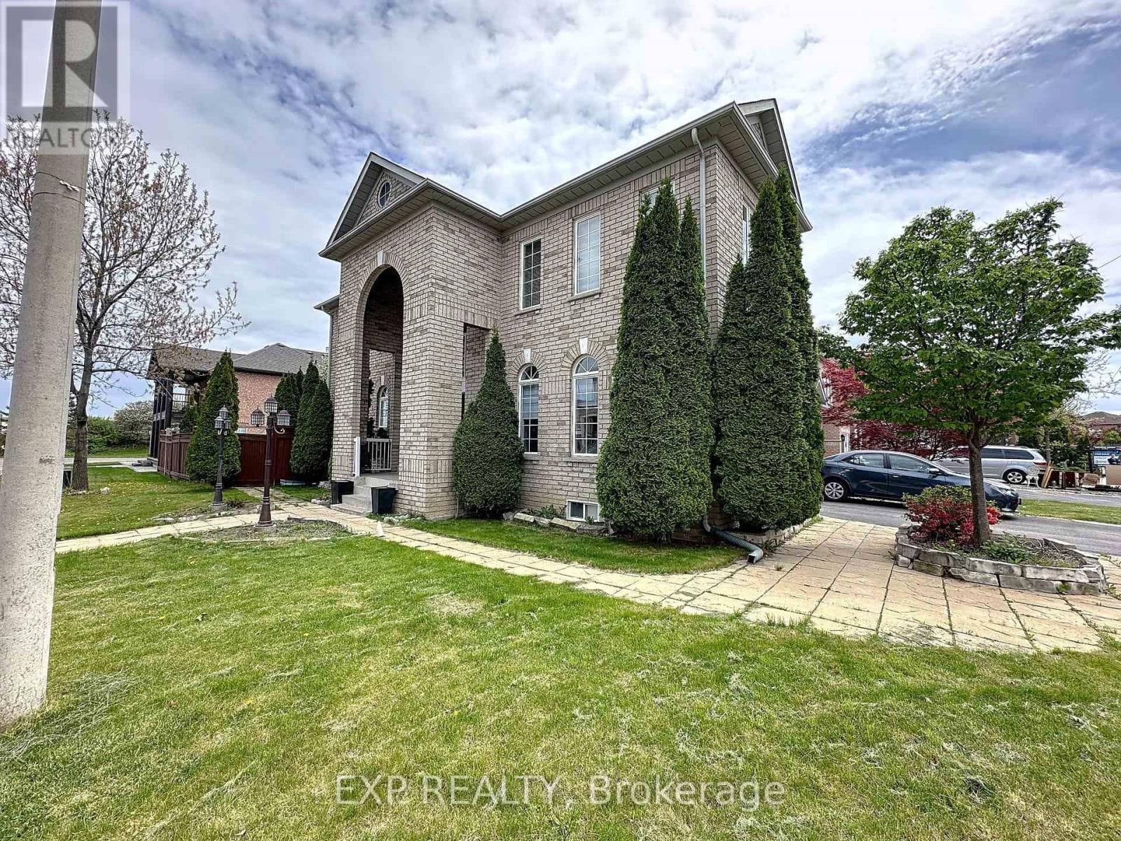 129 LEDGE ROCK DRIVE photo 2