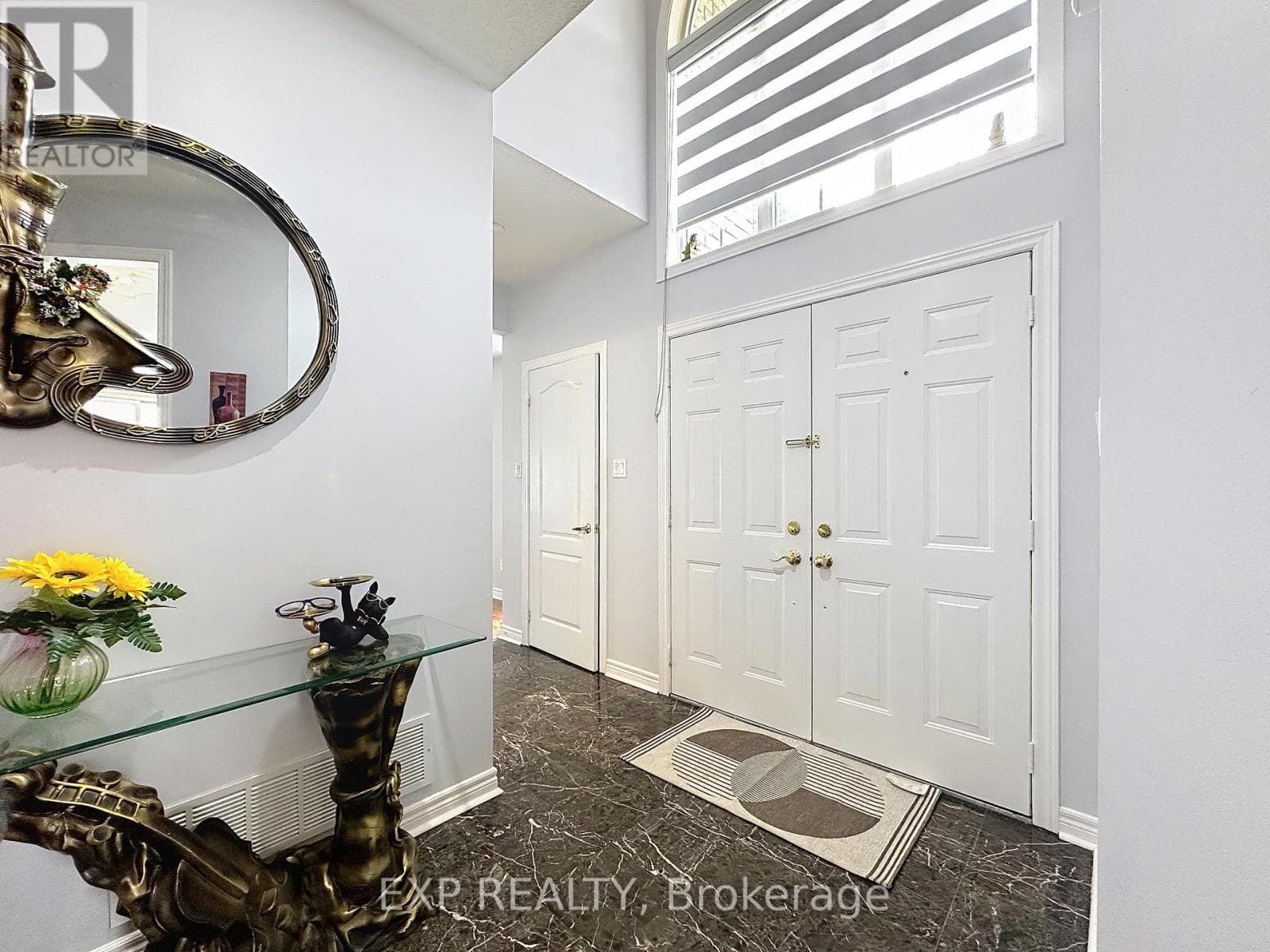 129 LEDGE ROCK DRIVE photo 5