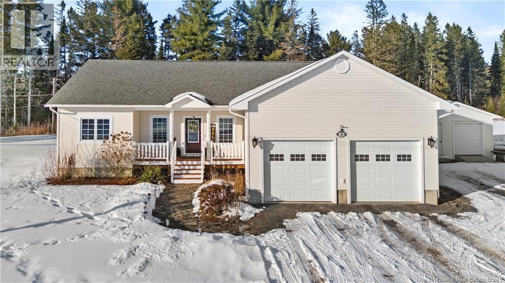3 bed 3 bath single family at 20 Fallsview Lane — $589,900