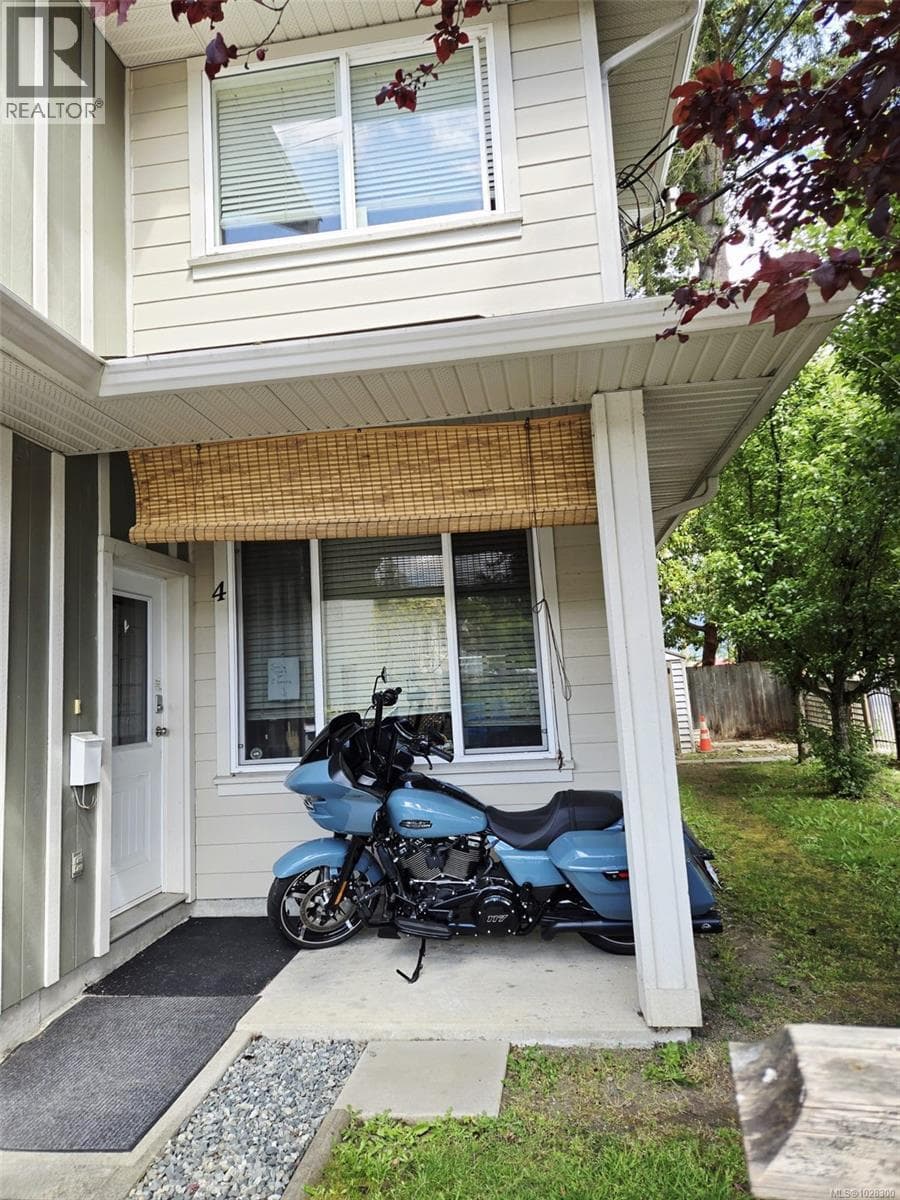 4 730 Jubilee St photo 3