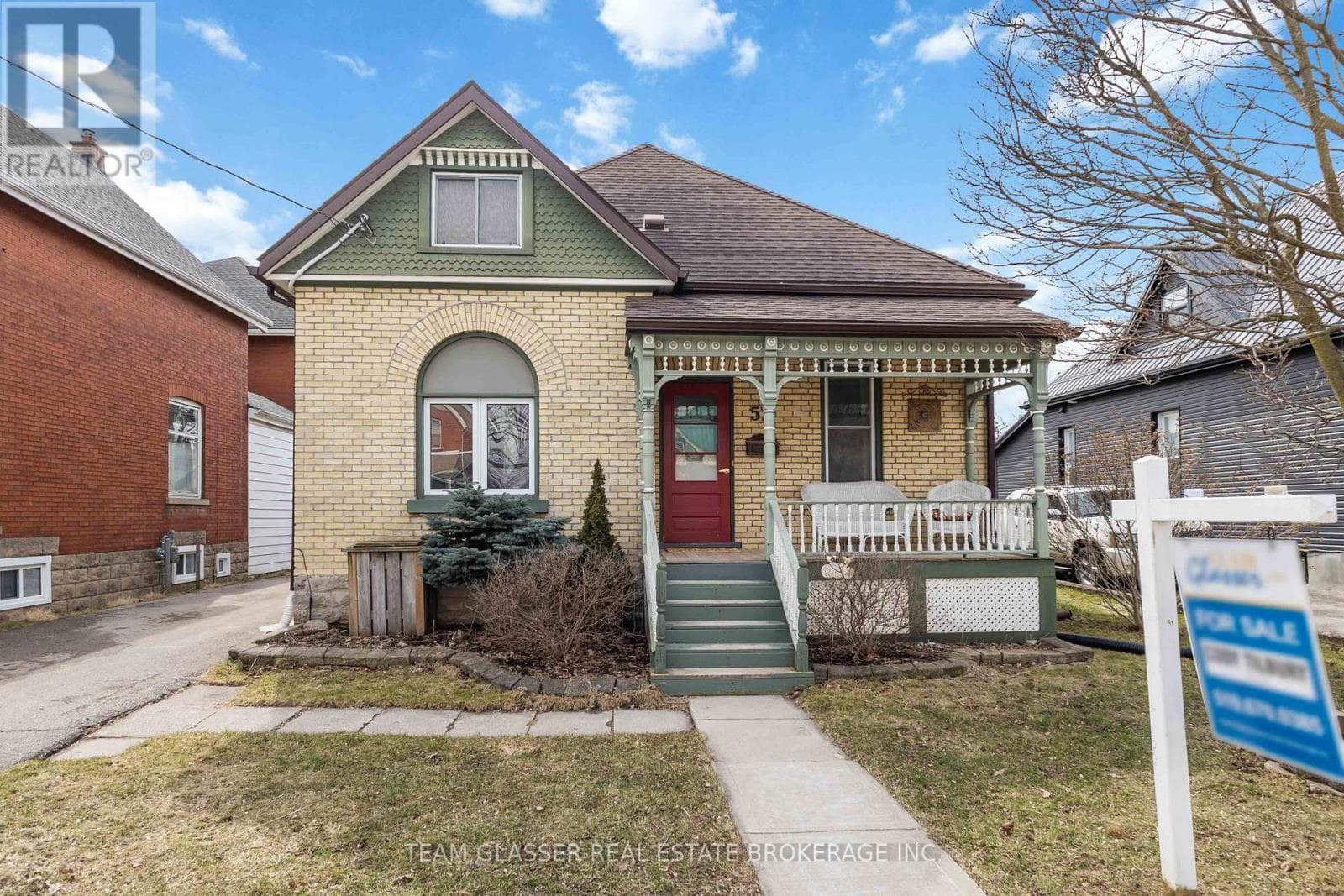 57 LOCUST STREET photo 2