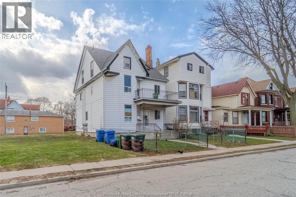 533 Church STREET photo 4