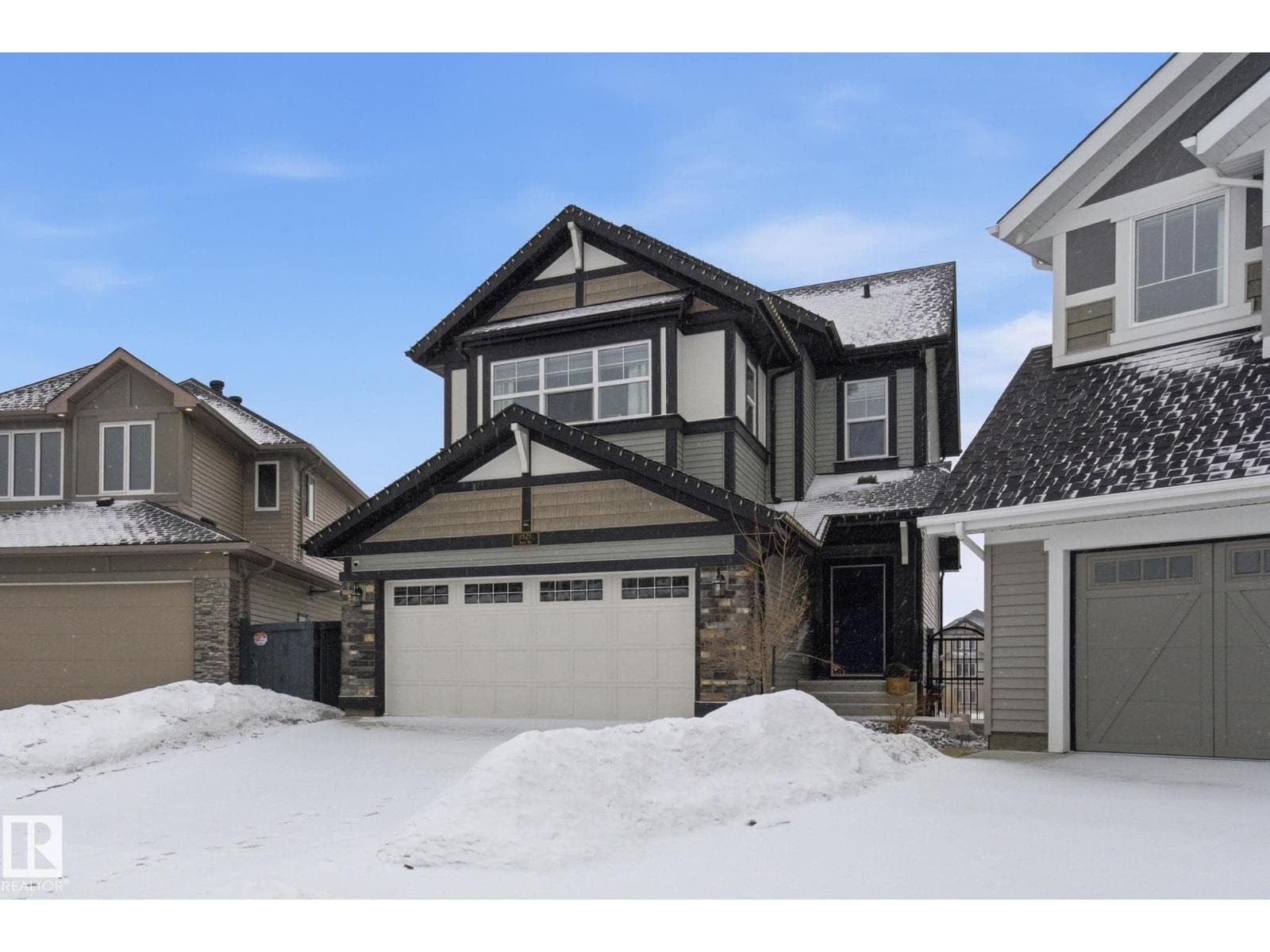 1525 DARBY BAY SW photo 2