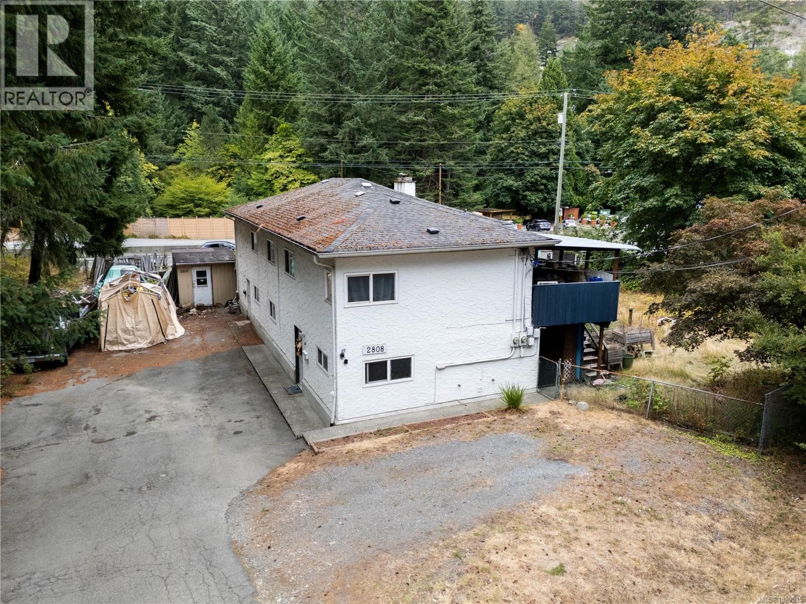 2808 Sooke Lake Rd photo 2