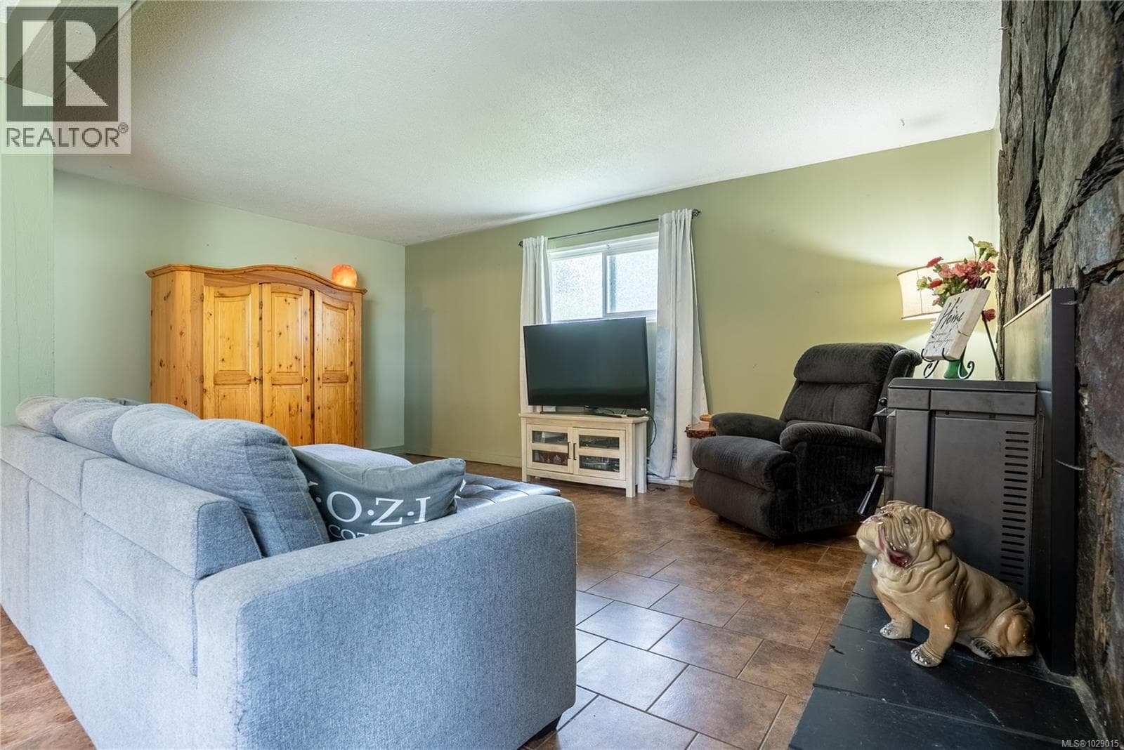 2808 Sooke Lake Rd photo 5