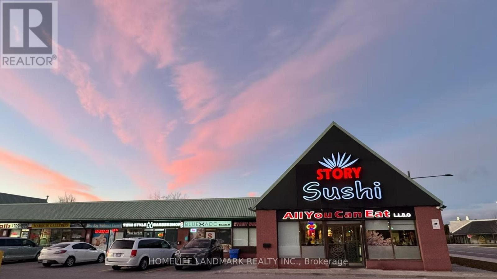 3 bath business at 6A AND 7 - 1102 CENTRE STREET — $298,000