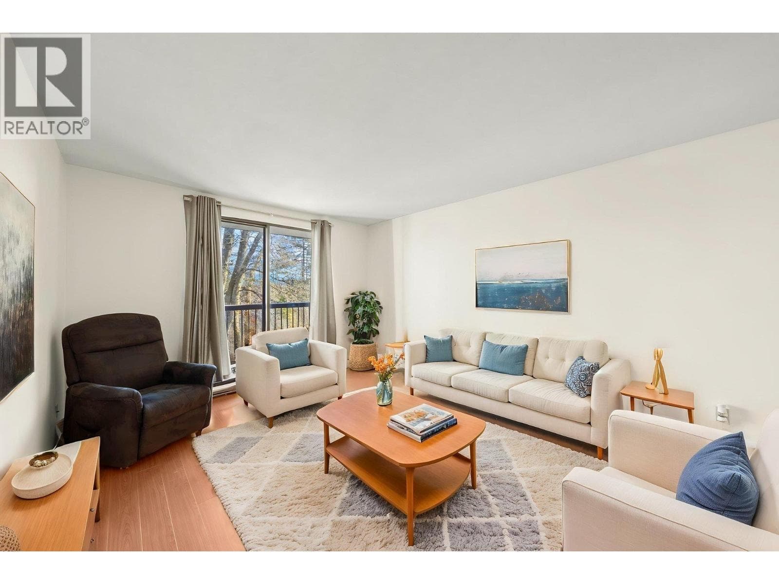 2 bed 1 bath single family at 312 8391 BENNETT ROAD — $469,900
