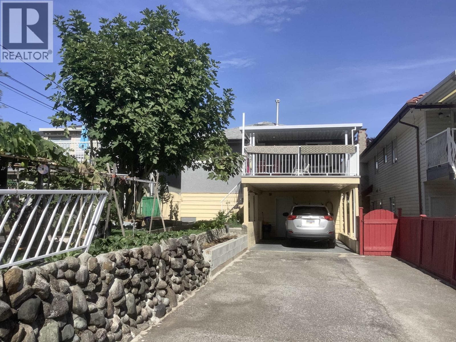 3312 QUEENS AVENUE photo 2