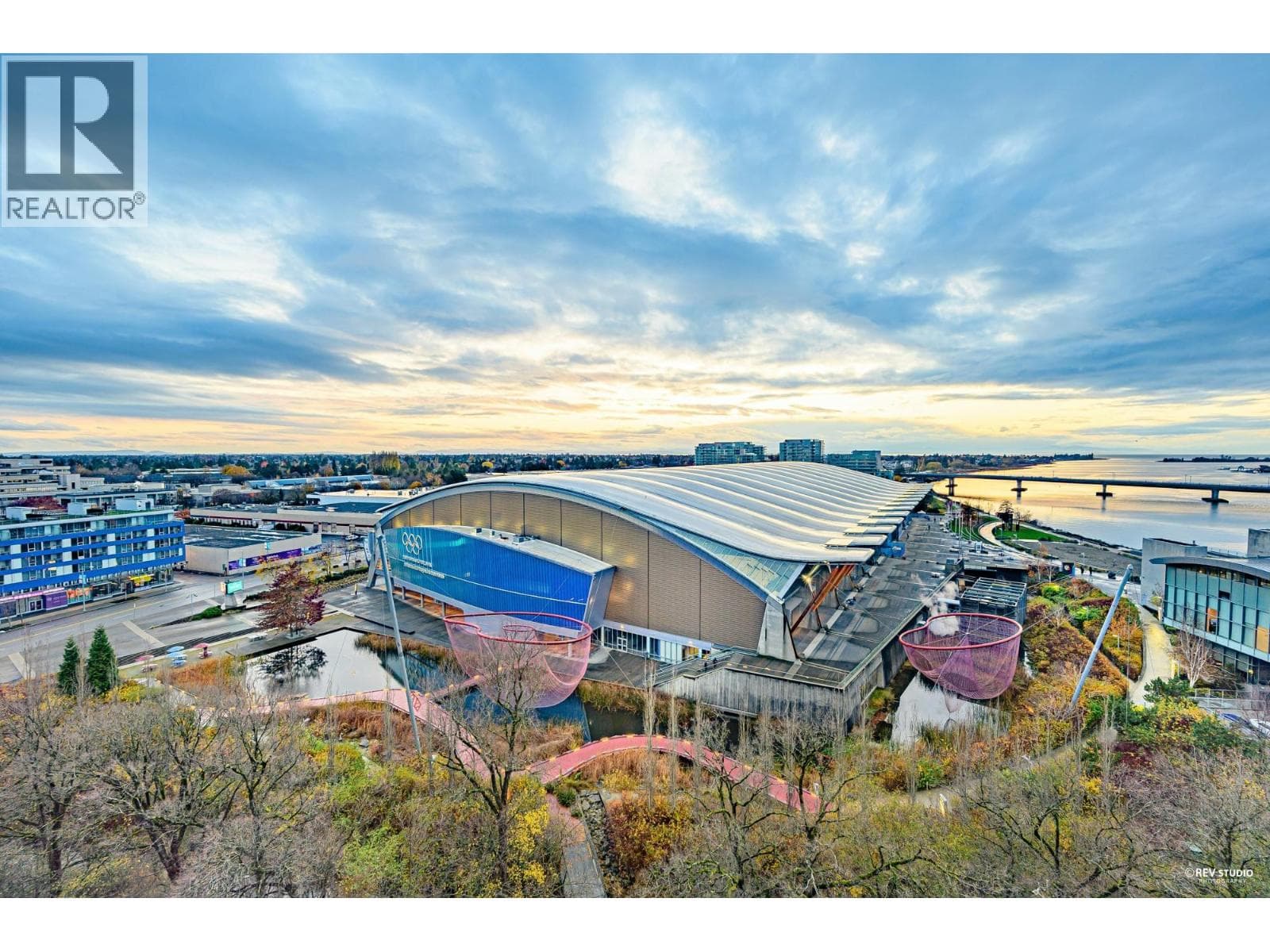 1003 6611 PEARSON WAY photo 3