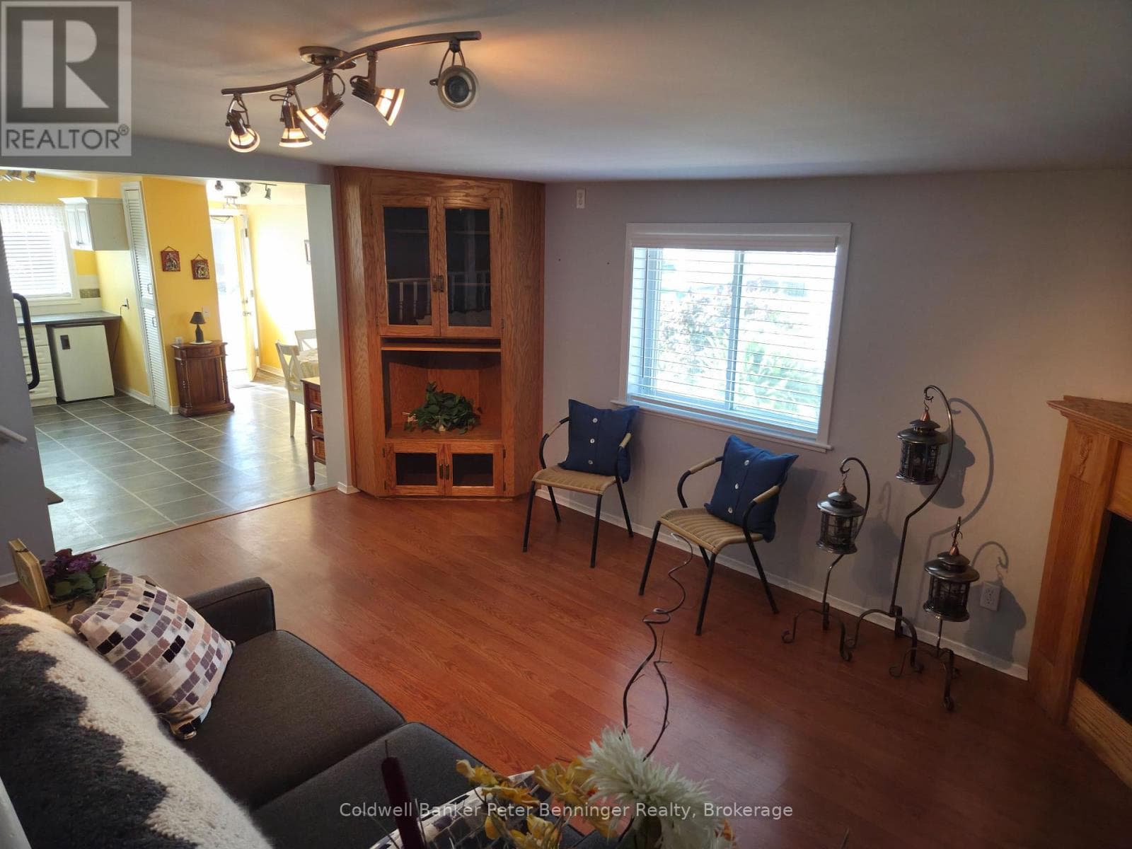 123 SCOTT STREET photo 6