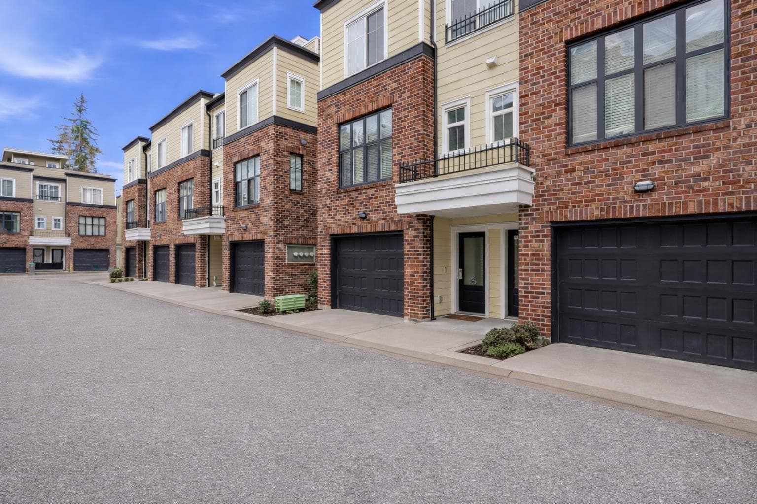 13 15588 32 AVENUE photo 3