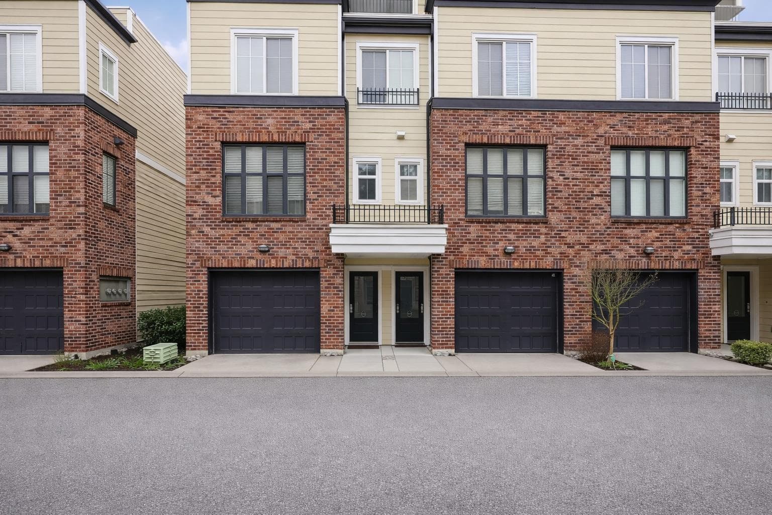 3 bed 3 bath single family at 13 15588 32 AVENUE — $855,000