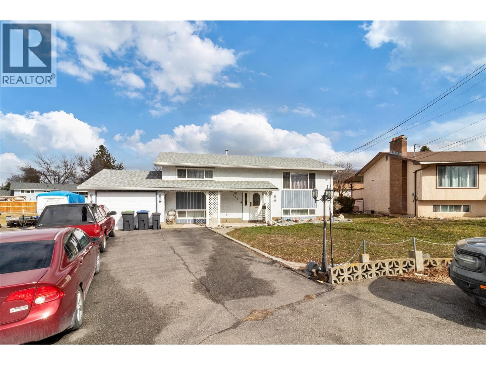 750 Falkirk Road photo 3