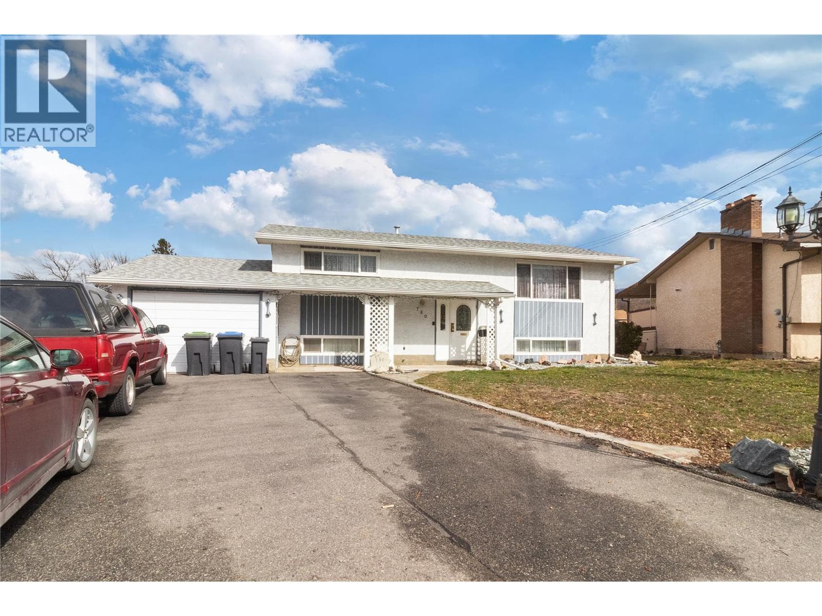 750 Falkirk Road photo 4