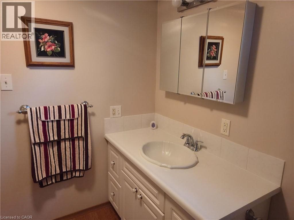 123 SCOTT Street photo 12