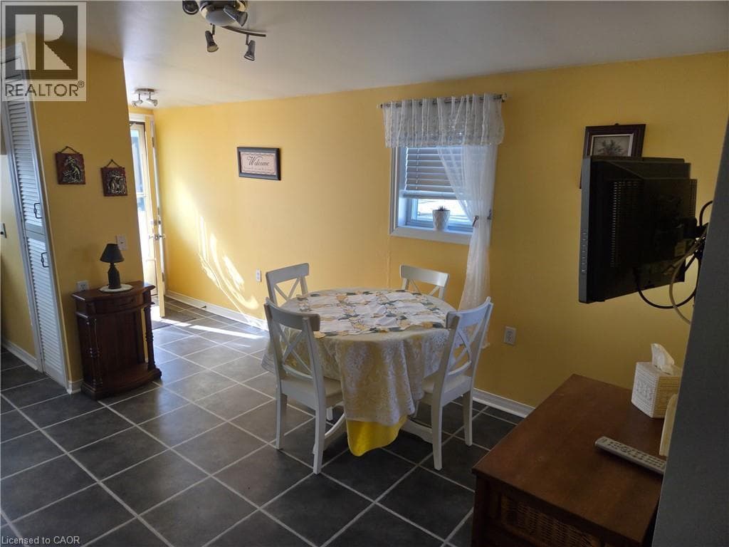 123 SCOTT Street photo 3