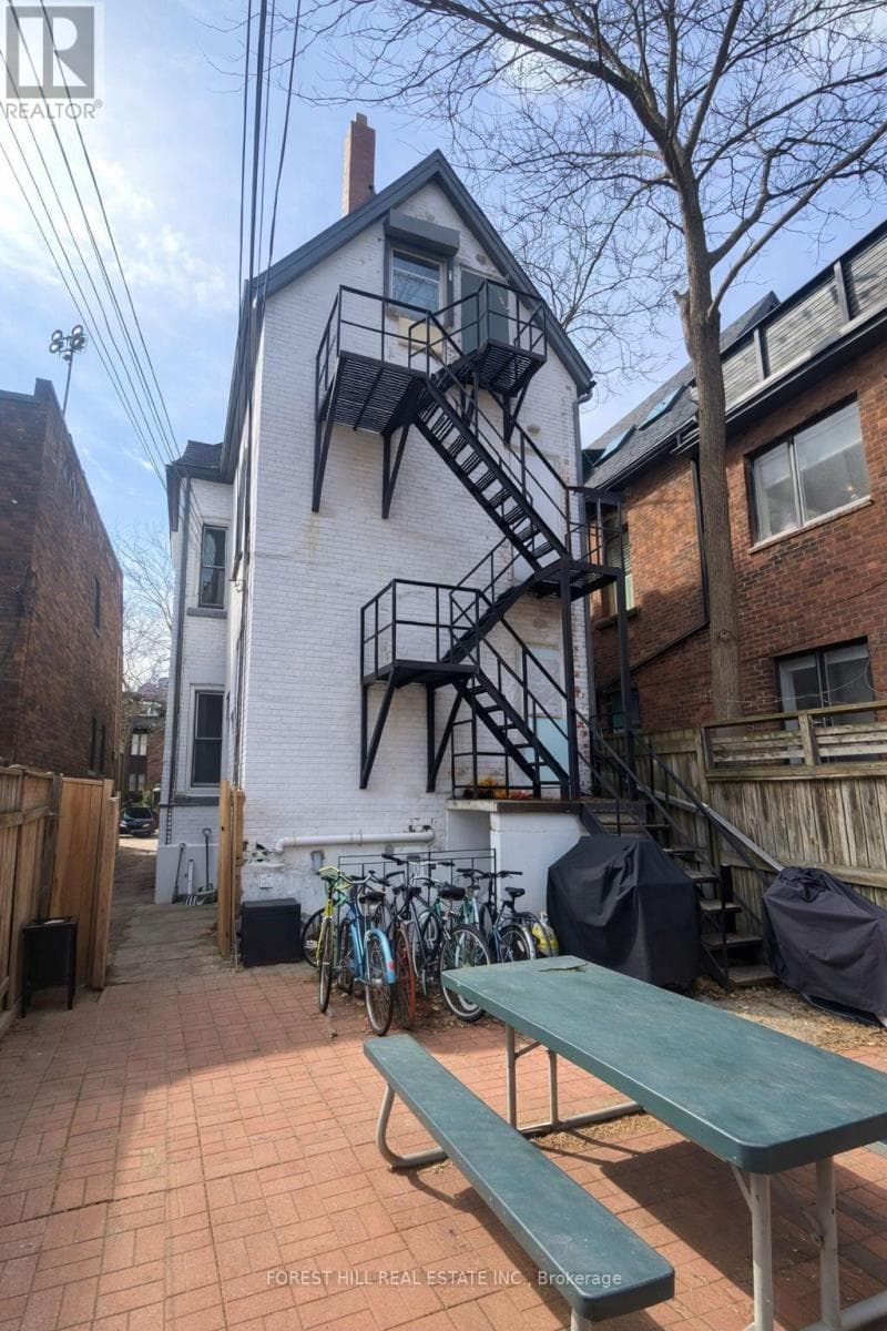 57 COWAN AVENUE photo 3