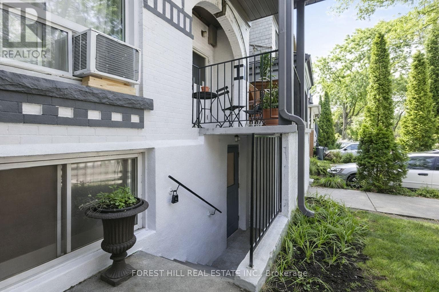 57 COWAN AVENUE photo 4